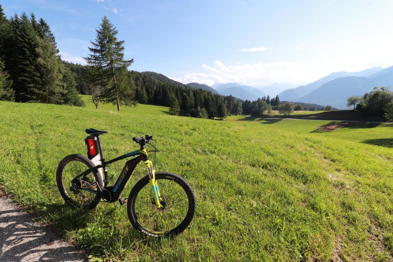 Alpen Garten Hotel Margherita Rumo Екстер'єр фото