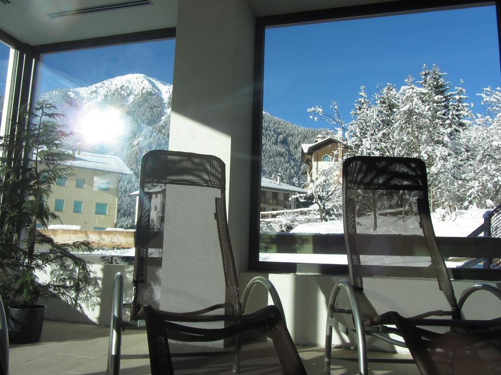 Alpen Garten Hotel Margherita Rumo Екстер'єр фото