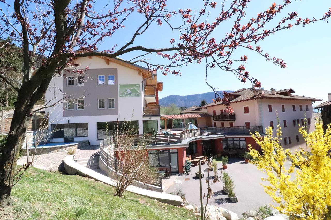 Alpen Garten Hotel Margherita Rumo Екстер'єр фото