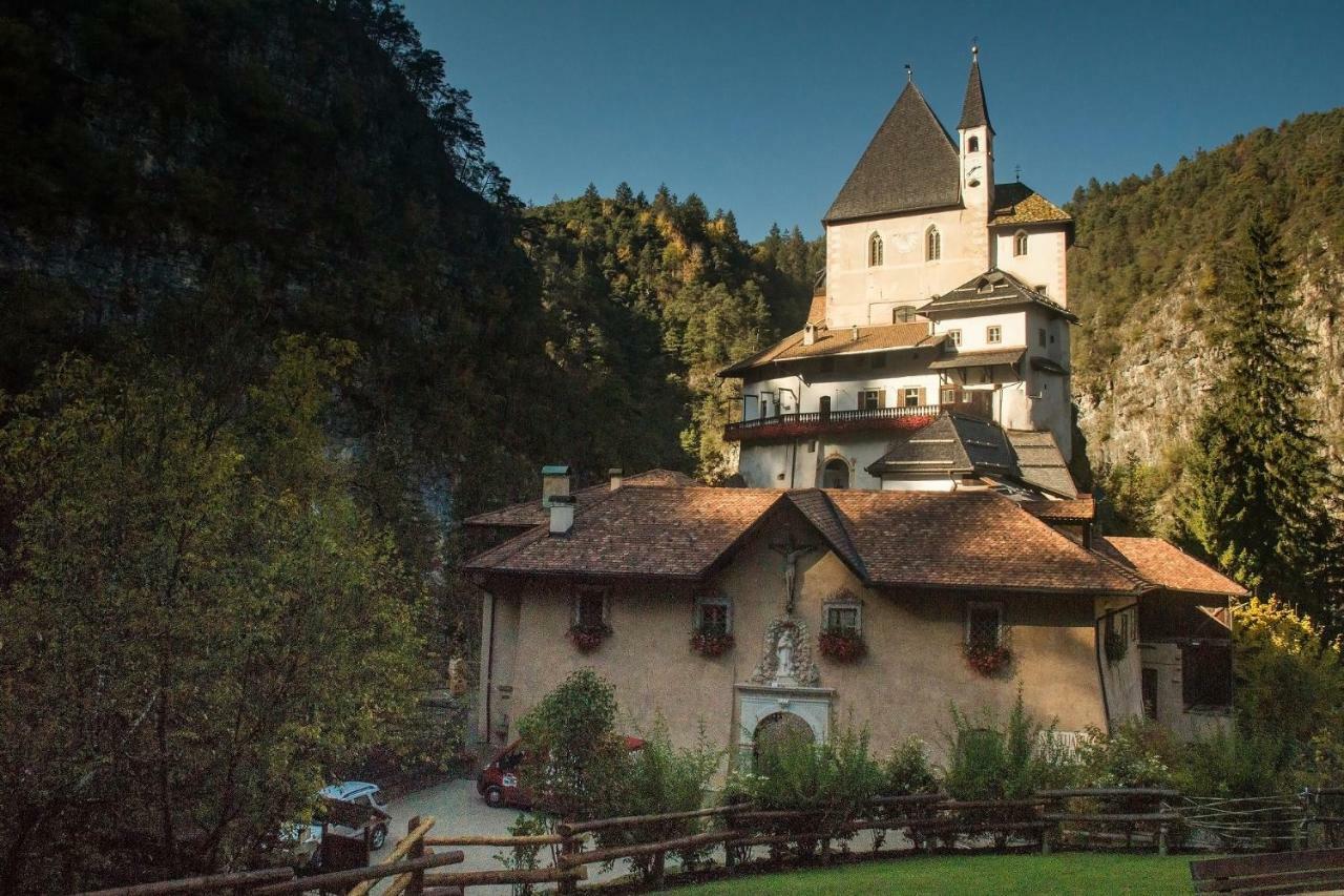Alpen Garten Hotel Margherita Rumo Екстер'єр фото